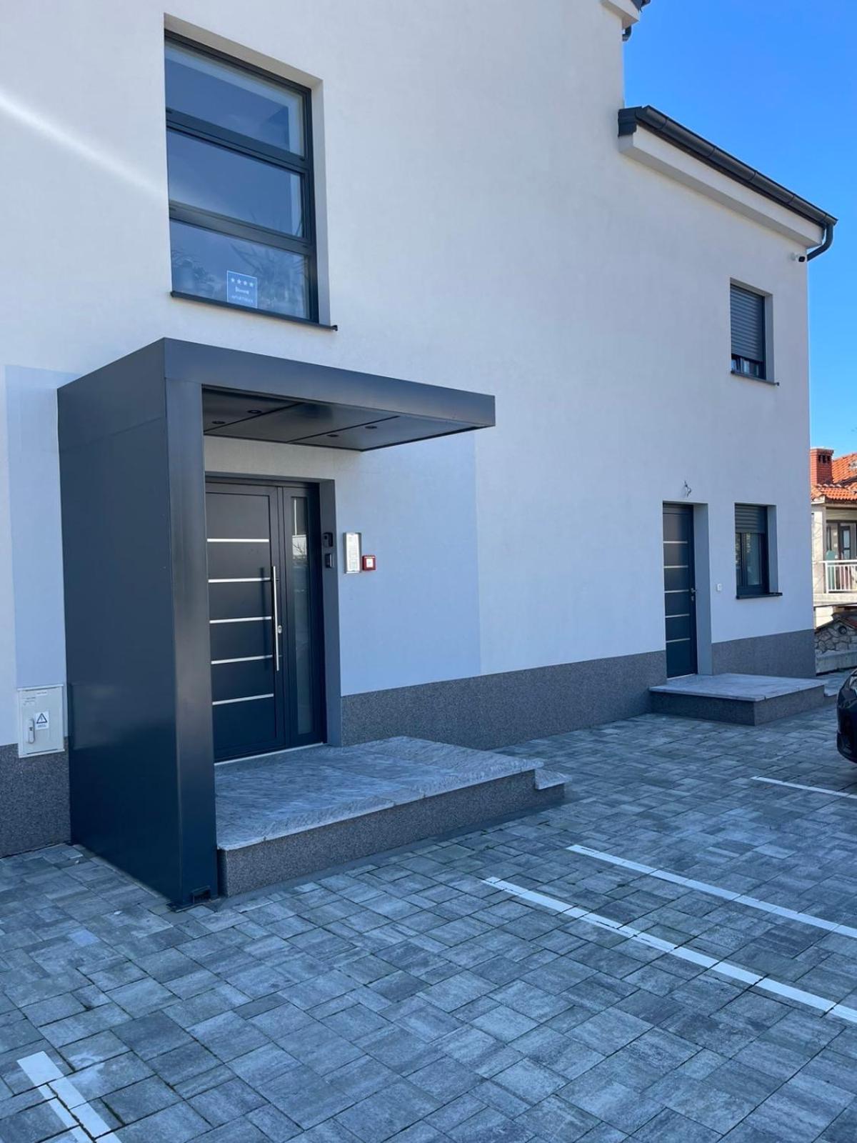 Rijeka Relax Apartment With Parking Экстерьер фото